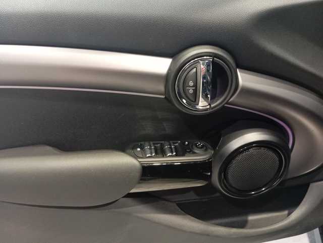 fotoG 11 del MINI MINI 5 Puertas Cooper S 131 kW (178 CV) 178cv Gasolina del 2021 en Barcelona