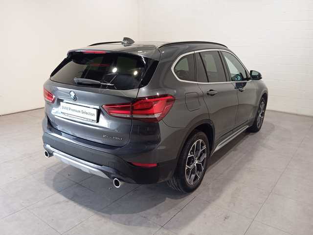 BMW X1 xDrive20d color Gris. Año 2021. 140KW(190CV). Diésel. En concesionario Motor Munich Cadi - Manresa - VO de Barcelona