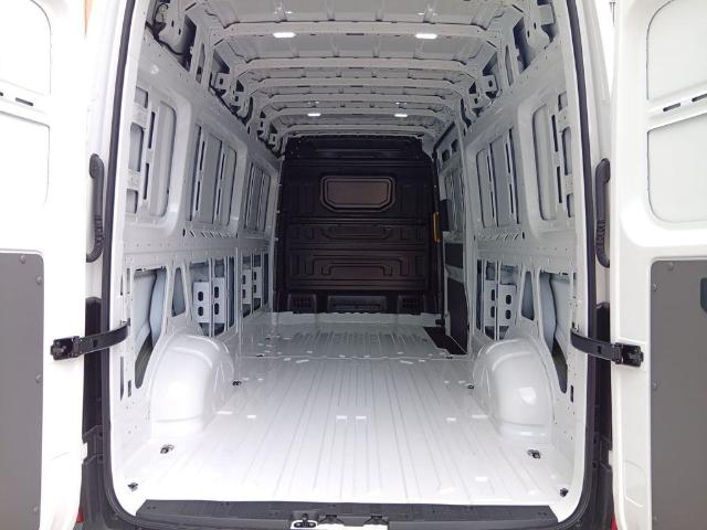 Volkswagen Crafter Furgon Batalla Larga TA 2.0 TDI 103 kW (140 CV) 3.500