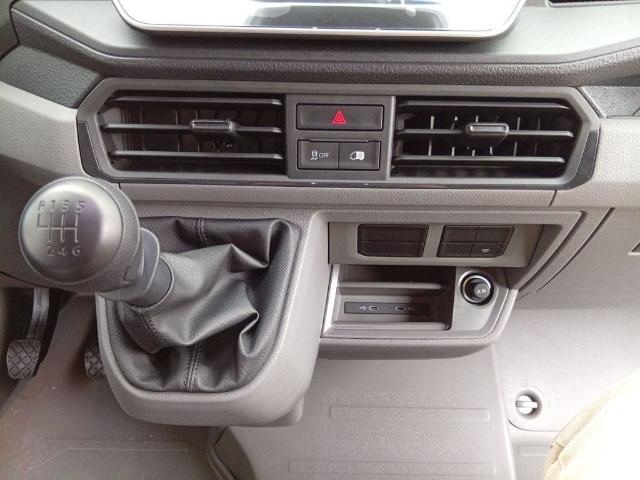 Volkswagen Crafter Furgon Batalla Larga TA 2.0 TDI 103 kW (140 CV) 3.500