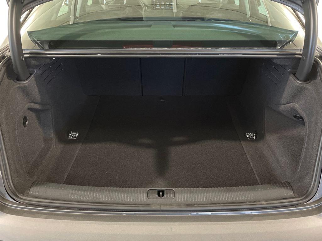 Audi A4 30 TDI - 10