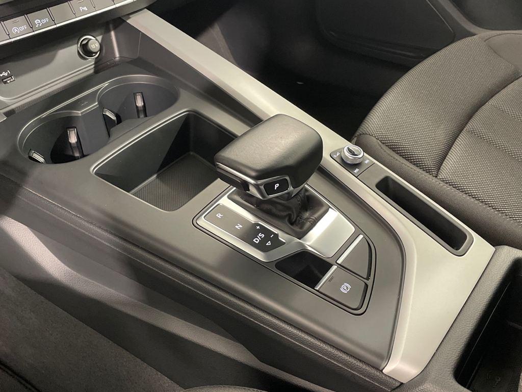 Audi A4 30 TDI - 15