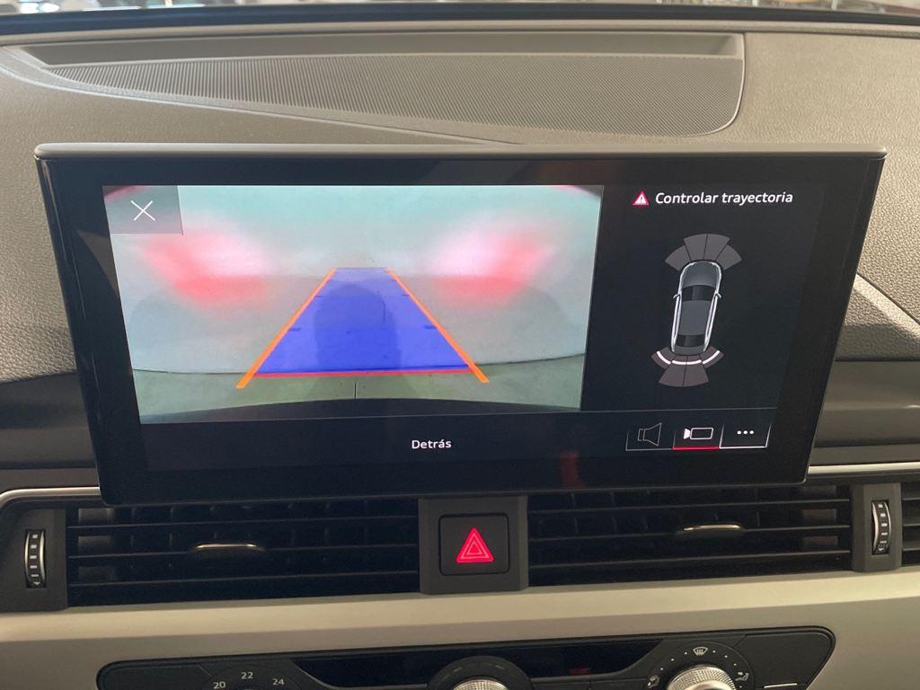 Audi A4 30 TDI - 19