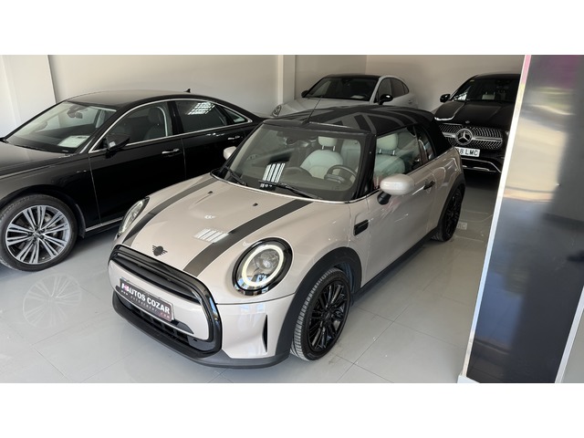 MINI MINI Cabrio Cooper 100 kW (136 CV)