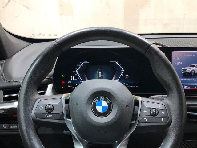 BMW X1 xDrive20d color Blanco. Año 2024. 120KW(163CV). Diésel. En concesionario Movilnorte El Carralero de Madrid
