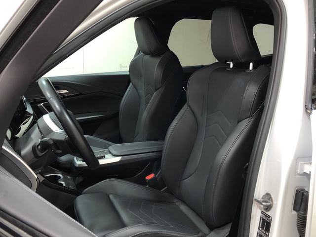 BMW X1 xDrive20d color Blanco. Año 2024. 120KW(163CV). Diésel. En concesionario Movilnorte El Carralero de Madrid