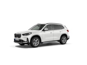 Fotos de BMW X1 xDrive20d color Blanco. Año 2024. 120KW(163CV). Diésel. En concesionario Movilnorte El Carralero de Madrid