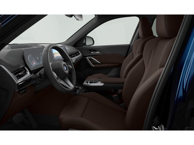 BMW X1 xDrive20d color Azul. Año 2024. 120KW(163CV). Diésel. En concesionario Movilnorte El Plantio de Madrid