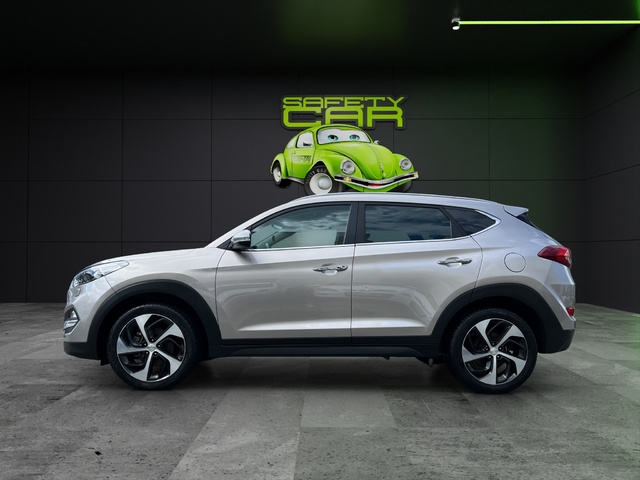 Hyundai Tucson 1.7 CRDI BlueDrive Kosmo 4x2 85 kW (115 CV)