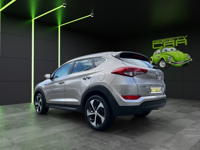 Hyundai Tucson 1.7 CRDI BlueDrive Kosmo 4x2 85 kW (115 CV)