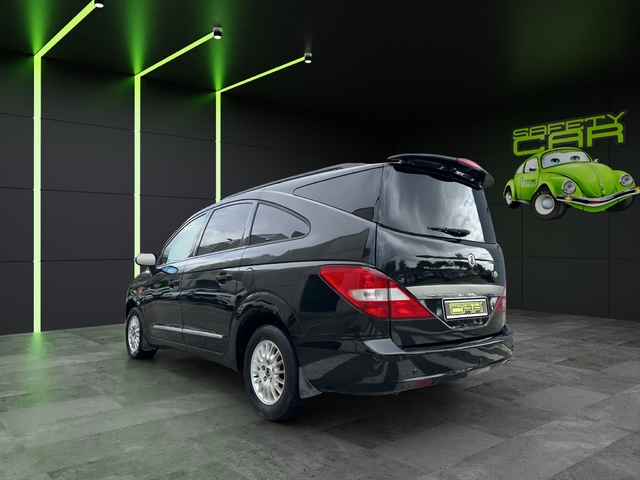 Ssangyong Rodius 270 Xdi 121 kW (165 CV)