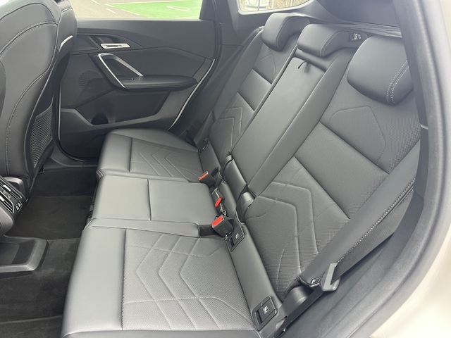 BMW X1 sDrive18d color Blanco. Año 2024. 110KW(150CV). Diésel. En concesionario Novomóvil Oleiros de Coruña