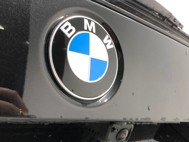 BMW X1 sDrive20i color Negro. Año 2024. 125KW(170CV). Gasolina. En concesionario Auto Premier, S.A. - MADRID de Madrid