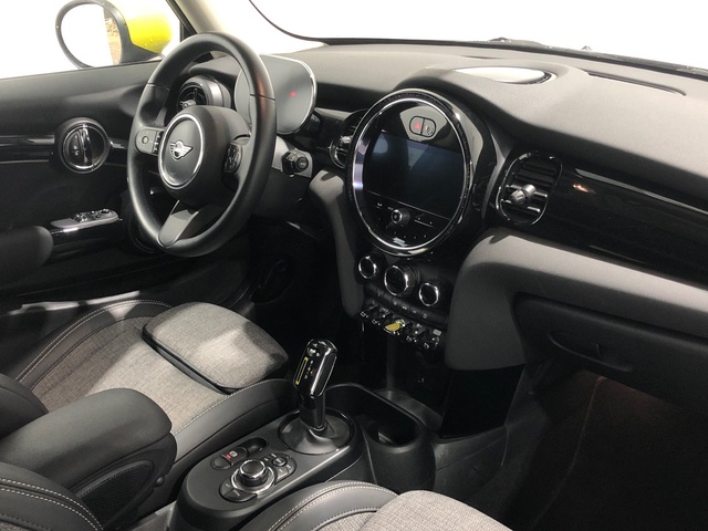 fotoG 7 del MINI MINI 3 Puertas Cooper SE 135 kW (184 CV) 184cv Eléctrico del 2021 en Madrid