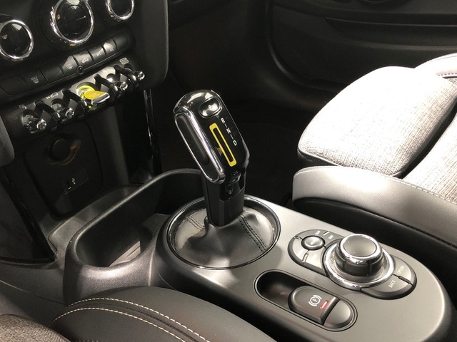 fotoG 12 del MINI MINI 3 Puertas Cooper SE 135 kW (184 CV) 184cv Eléctrico del 2021 en Madrid