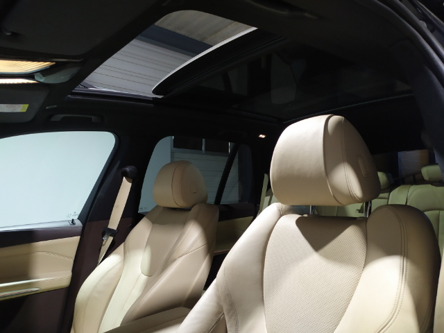 BMW X5 xDrive30d color Negro. Año 2019. 195KW(265CV). Diésel. En concesionario Hispamovil, Torrevieja de Alicante