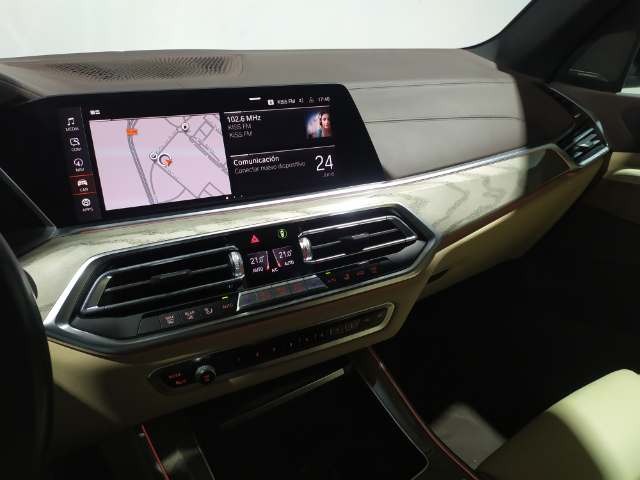 BMW X5 xDrive30d color Negro. Año 2019. 195KW(265CV). Diésel. En concesionario Hispamovil, Torrevieja de Alicante