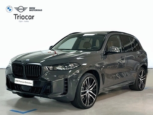 Fotos de BMW X5 xDrive50e color Gris. Año 2024. 360KW(489CV). Híbrido Electro/Gasolina. En concesionario Triocar Gijón (Bmw y Mini) de Asturias