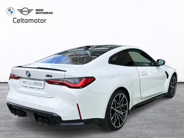 BMW M M4 Coupe Competition color Blanco. Año 2023. 375KW(510CV). Gasolina. En concesionario Celtamotor Vigo de Pontevedra