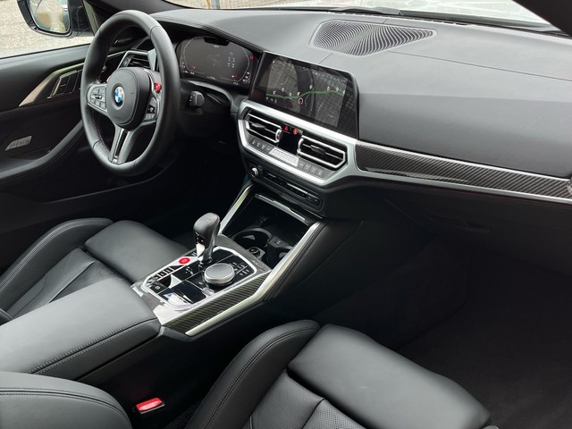 BMW M M4 Coupe Competition color Blanco. Año 2023. 375KW(510CV). Gasolina. En concesionario Celtamotor Vigo de Pontevedra