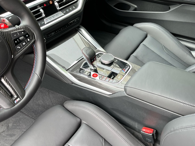 BMW M M4 Coupe Competition color Blanco. Año 2023. 375KW(510CV). Gasolina. En concesionario Celtamotor Vigo de Pontevedra