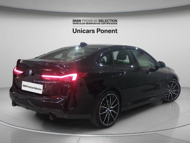 BMW Serie 2 220i Gran Coupe color Negro. Año 2021. 131KW(178CV). Gasolina. En concesionario Unicars Ponent de Lleida