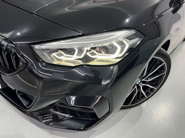 BMW Serie 2 220i Gran Coupe color Negro. Año 2021. 131KW(178CV). Gasolina. En concesionario Unicars Ponent de Lleida