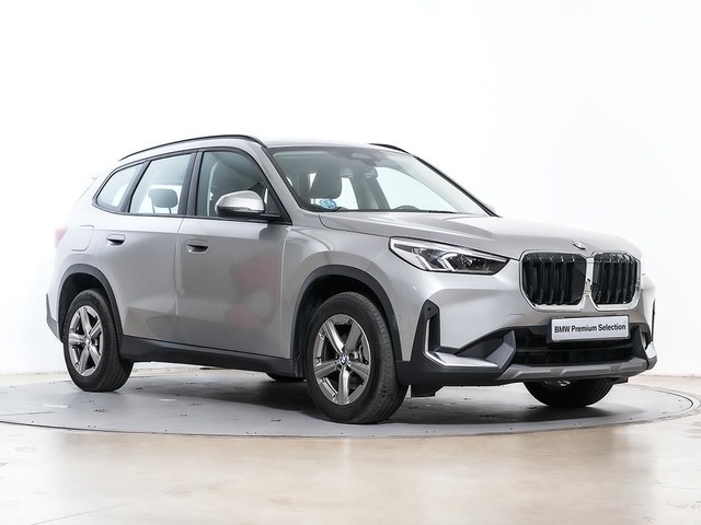 BMW X1 xDrive20d color Gris Plata. Año 2024. 120KW(163CV). Diésel. En concesionario Oliva Motor Tarragona de Tarragona