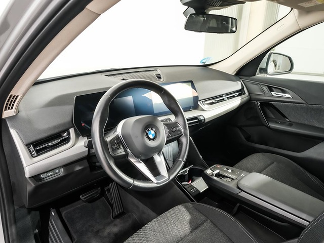 BMW X1 xDrive20d color Gris Plata. Año 2024. 120KW(163CV). Diésel. En concesionario Oliva Motor Tarragona de Tarragona