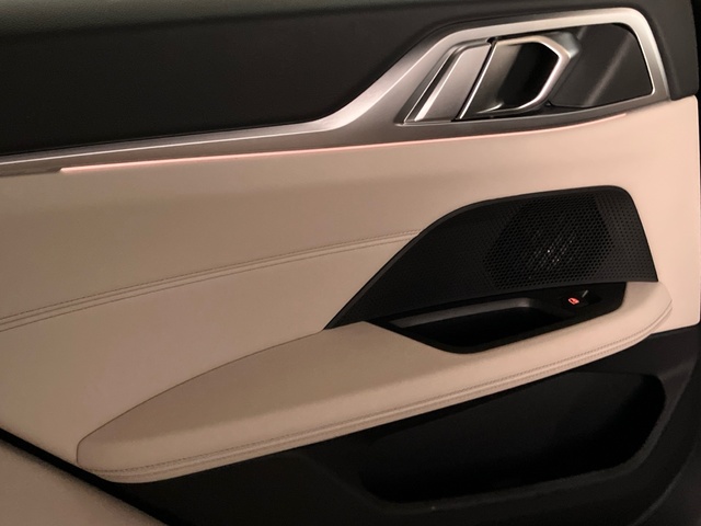 BMW i4 eDrive40 color Azul. Año 2023. 250KW(340CV). Eléctrico. En concesionario Proa Premium Palma de Illes Balears