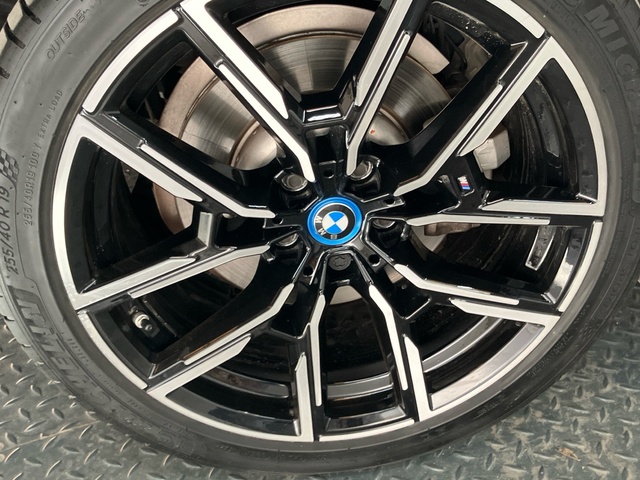 BMW i4 eDrive40 color Azul. Año 2023. 250KW(340CV). Eléctrico. En concesionario Proa Premium Palma de Illes Balears