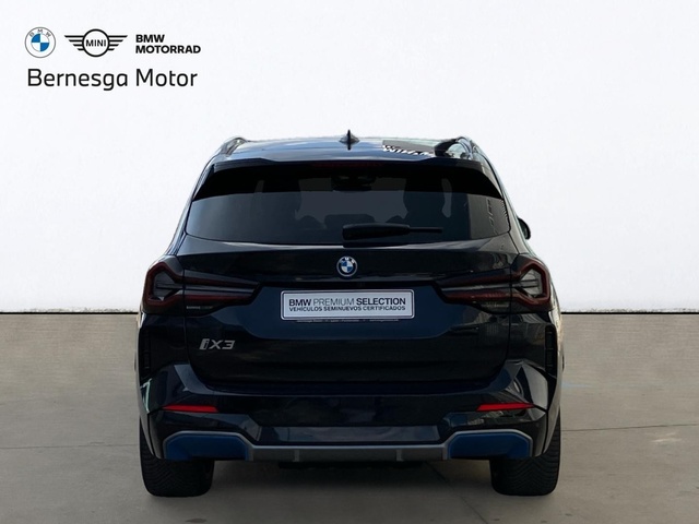 BMW iX3 M Sport color Negro. Año 2022. 210KW(286CV). Eléctrico. En concesionario Bernesga Motor León (Bmw y Mini) de León