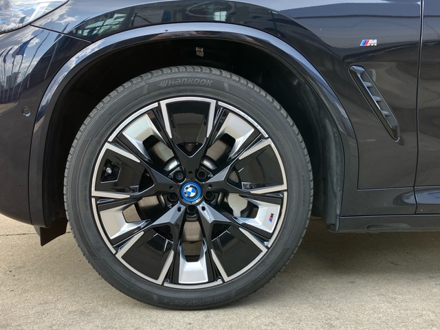 BMW iX3 M Sport color Negro. Año 2022. 210KW(286CV). Eléctrico. En concesionario Bernesga Motor León (Bmw y Mini) de León