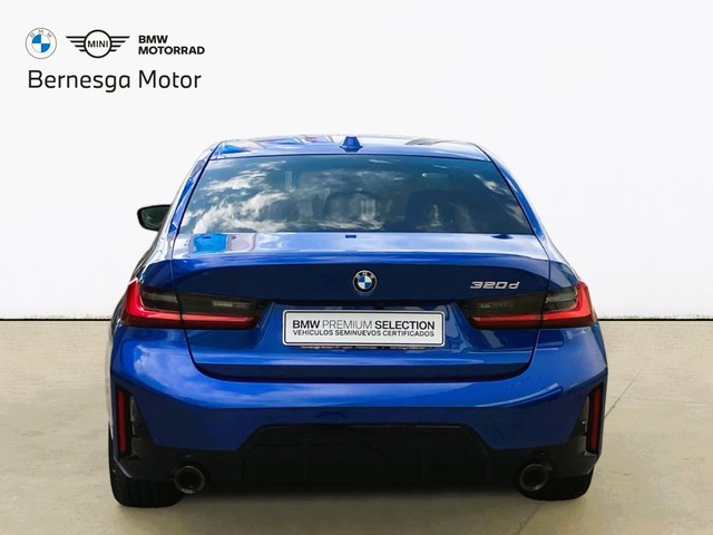 BMW Serie 3 320d color Azul. Año 2024. 140KW(190CV). Diésel. En concesionario Bernesga Motor León (Bmw y Mini) de León