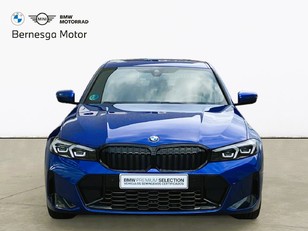 Fotos de BMW Serie 3 320d color Azul. Año 2024. 140KW(190CV). Diésel. En concesionario Bernesga Motor León (Bmw y Mini) de León