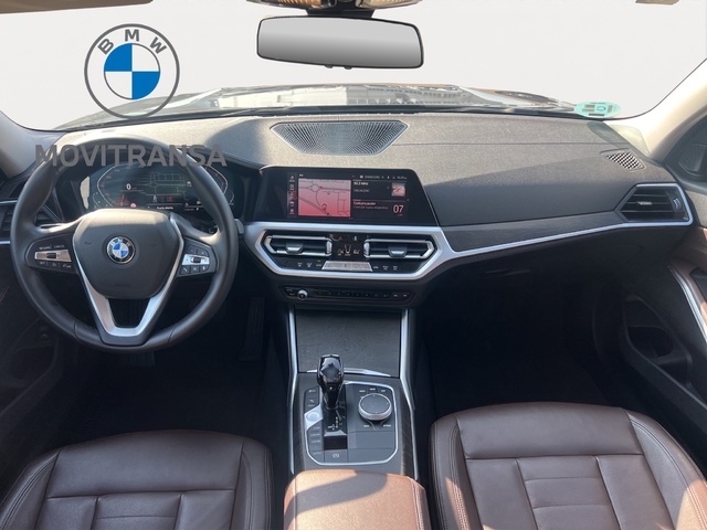 BMW Serie 3 320d Touring color Gris. Año 2021. 140KW(190CV). Diésel. En concesionario Movitransa Cars Jerez de Cádiz