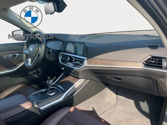 BMW Serie 3 320d Touring color Gris. Año 2021. 140KW(190CV). Diésel. En concesionario Movitransa Cars Jerez de Cádiz