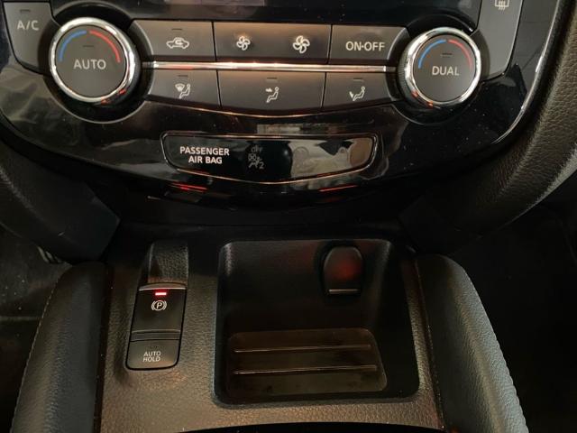 Nissan Qashqai DIG-T 115 N-Connecta 4x2 85 kW (115 CV)