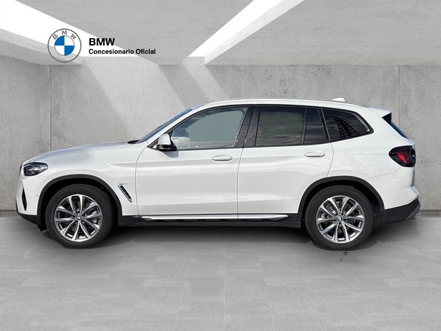 BMW X3 xDrive20d color Blanco. Año 2024. 140KW(190CV). Diésel. En concesionario BMW Avilcar Ávila de Ávila
