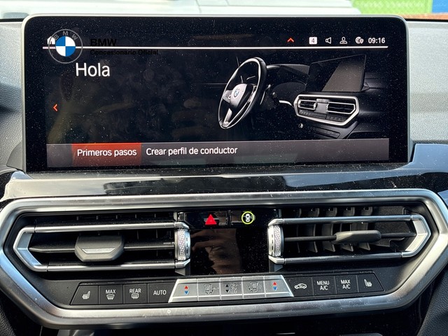 BMW X3 xDrive20d color Blanco. Año 2024. 140KW(190CV). Diésel. En concesionario BMW Avilcar Ávila de Ávila