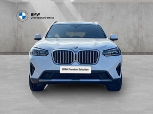Fotos de BMW X3 xDrive20d color Blanco. Año 2024. 140KW(190CV). Diésel. En concesionario BMW Avilcar Ávila de Ávila