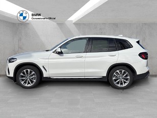 Fotos de BMW X3 xDrive20d color Blanco. Año 2024. 140KW(190CV). Diésel. En concesionario BMW Avilcar Ávila de Ávila