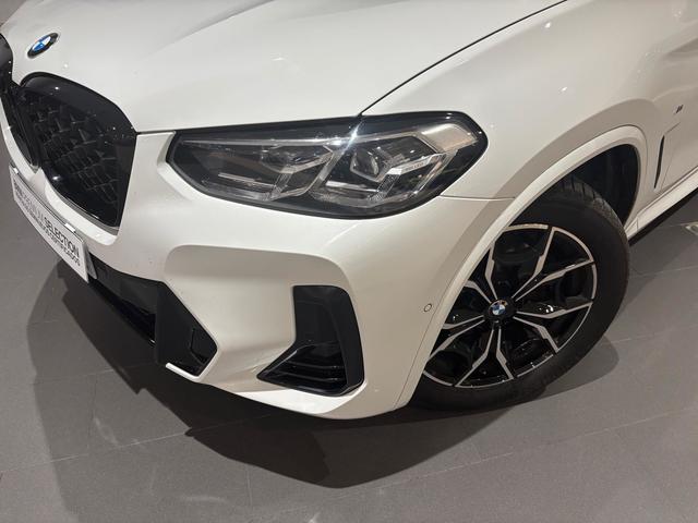BMW X4 xDrive20d color Blanco. Año 2024. 140KW(190CV). Diésel. En concesionario Automotor Premium Marbella - Málaga de Málaga