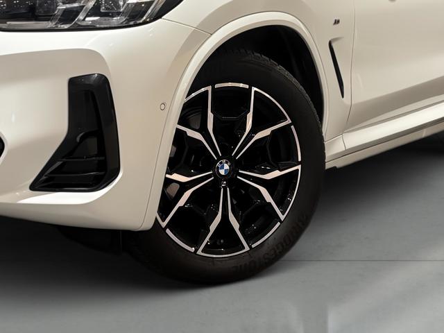 BMW X4 xDrive20d color Blanco. Año 2024. 140KW(190CV). Diésel. En concesionario Automotor Premium Marbella - Málaga de Málaga
