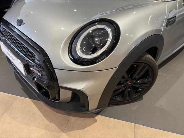 fotoG 5 del MINI MINI Cabrio Cooper 100 kW (136 CV) 136cv Gasolina del 2024 en Málaga