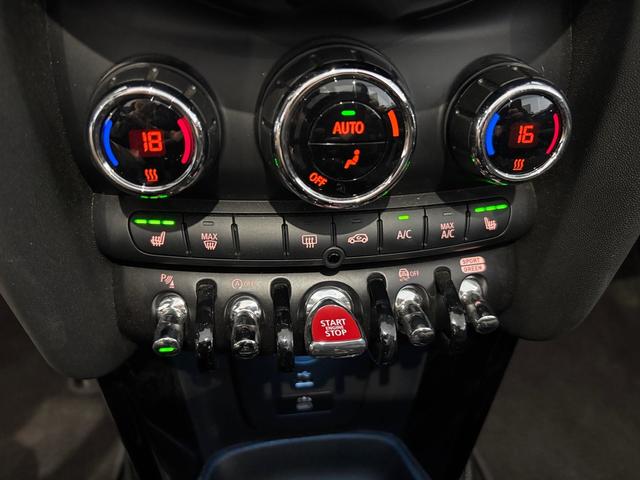 fotoG 15 del MINI MINI Cabrio Cooper 100 kW (136 CV) 136cv Gasolina del 2024 en Málaga