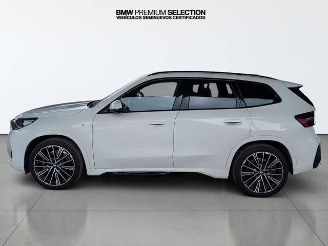BMW X1 sDrive20i color Blanco. Año 2023. 125KW(170CV). Gasolina. En concesionario Automotor Premium Viso - Málaga de Málaga