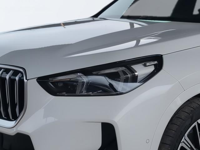 BMW X1 sDrive20i color Blanco. Año 2023. 125KW(170CV). Gasolina. En concesionario Automotor Premium Viso - Málaga de Málaga