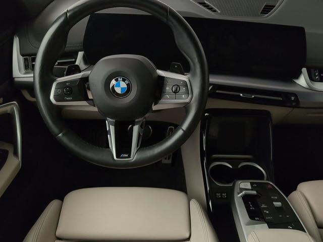 BMW X1 sDrive20i color Azul. Año 2024. 125KW(170CV). Gasolina. En concesionario Automotor Premium Viso - Málaga de Málaga