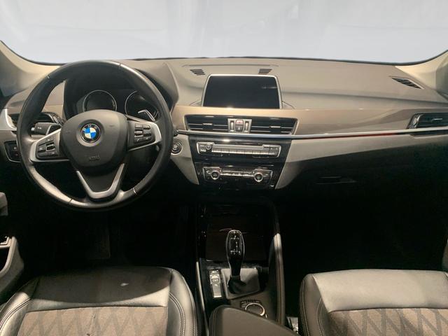 BMW X1 sDrive18d color Gris. Año 2019. 110KW(150CV). Diésel. En concesionario Automotor Premium Viso - Málaga de Málaga